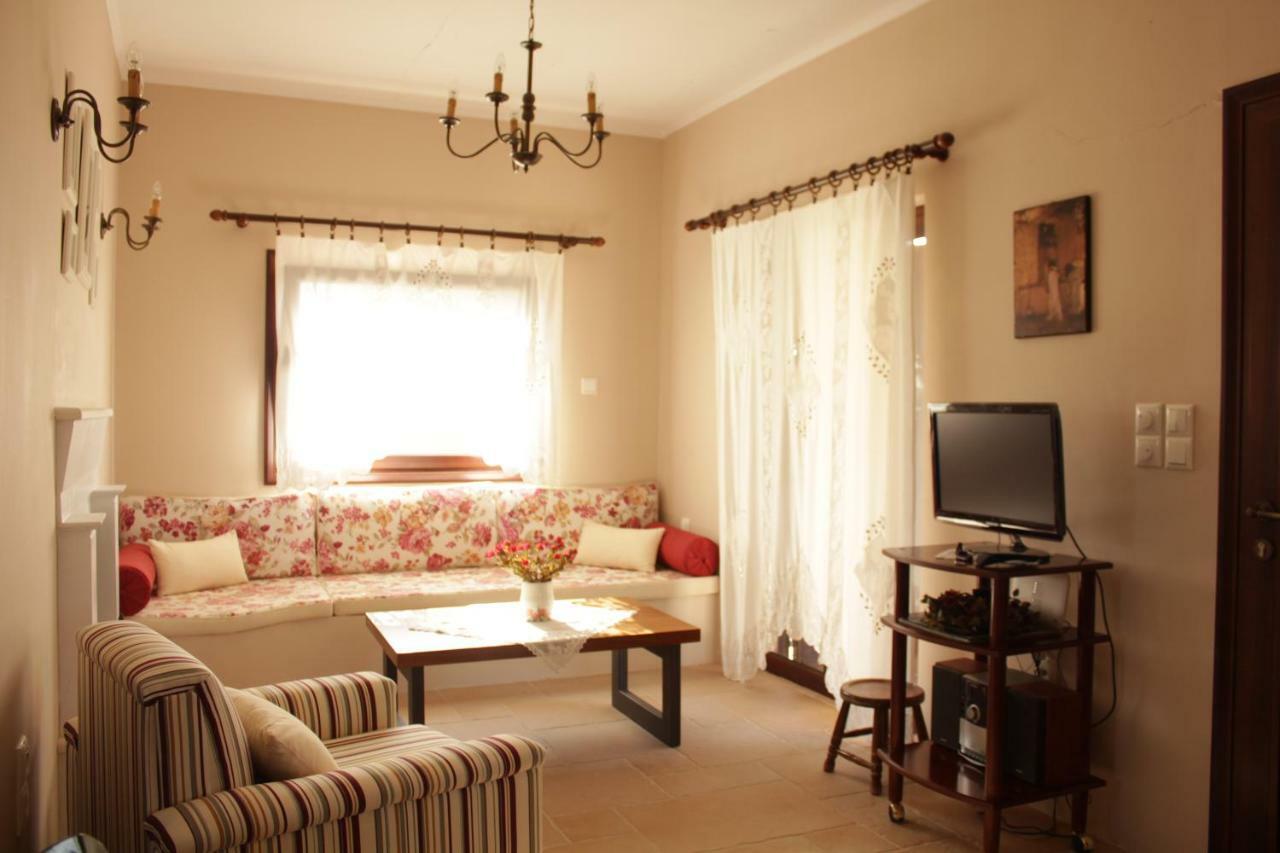 Nea Sampsounta *Villa Pap-Live The Greek Hospitality In A Village* מראה חיצוני תמונה